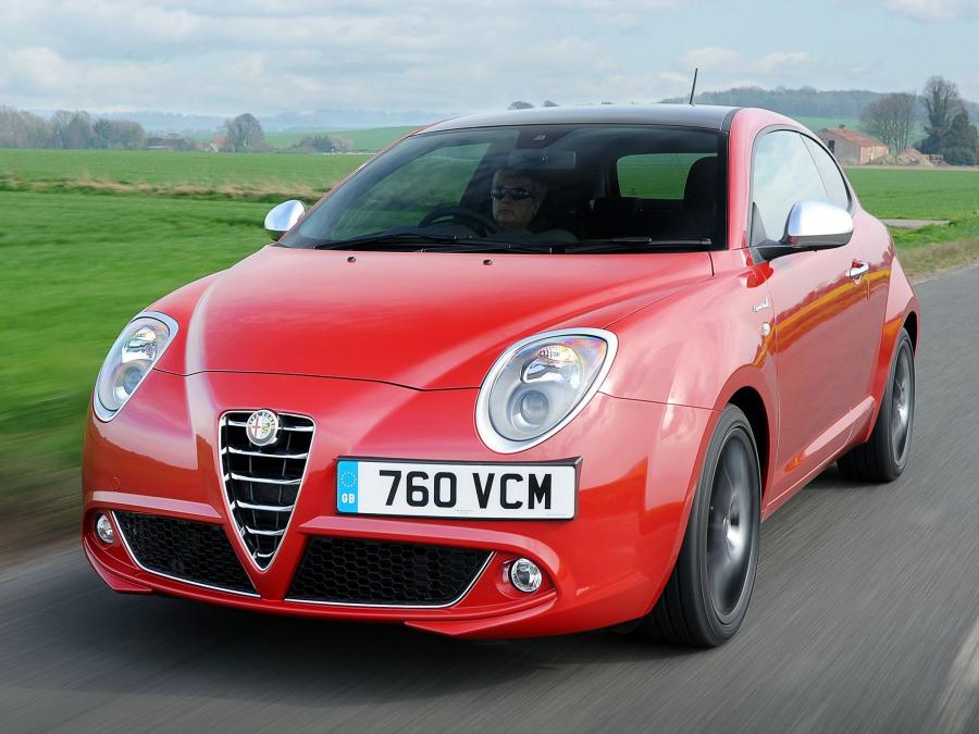  Alfa Romeo MiTo Sportiva 2013 года  (UK) (фото 23 из 27)